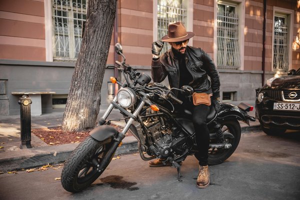 Stylish and practical: the best belt bags for men